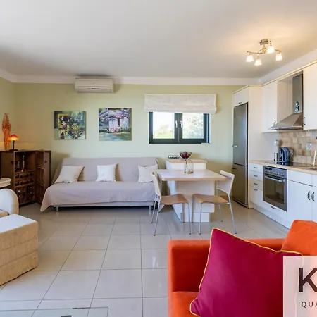 Mare With Infinite Sea Views! Semesterbostad *