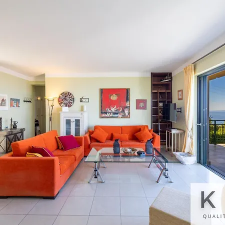 Mare With Infinite Sea Views! Semesterbostad *