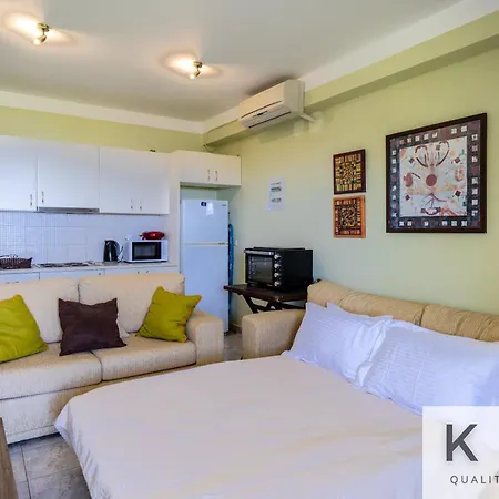 Mare With Infinite Sea Views! Semesterbostad