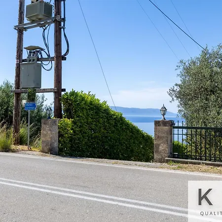 Mare With Infinite Sea Views! Semesterbostad Plateies