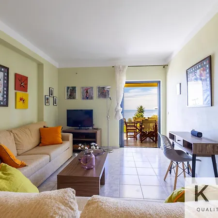 Mare With Infinite Sea Views! Semesterbostad *