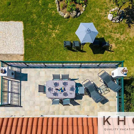 Mare With Infinite Sea Views! *